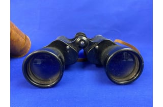 Auction They did not manufacture lenses themselves. auction kings