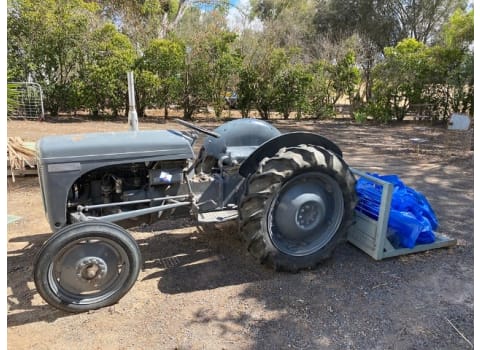 Kevin Hicks Clearing Sales Online Auctions