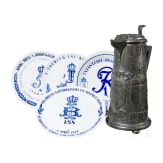 A Kayserzinn can and four regiment plates, 1st half of the 20th century
