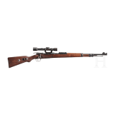A carbine 98 k of the SS, made from a shortened rifle 98, with scope Heliavier