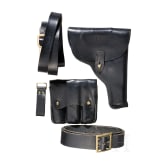 A holster with accessories for the Kongsberg Colt M1914 (replicas)