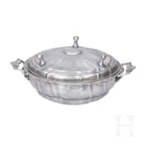 A small German tureen and a salt box made of pewter, circa 1800