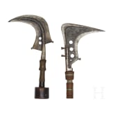 Zwei Sichelmesser der Mangbetu, Kongo
