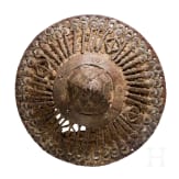 Silbermontierter Faustschild mit gro&szlig;em Spitzbuckel, Kaukausus, Ende 19. Jhdt.