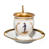 Andenkentasse mit Untertasse, Friedrich II., F&uuml;rstenberg, um 1900