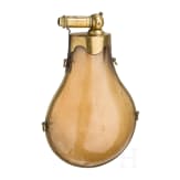 Gro&szlig;e Pulverflasche aus Horn, deutsch/Frankreich, Mitte 19. Jhdt.