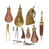 Sammlung Pulverh&ouml;rner und Ladeutensilien, 19.Jhdt.