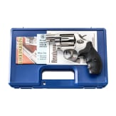 Smith & Wesson Mod. 64-6, "The .38 M & P Stainless", im Koffer