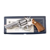 Smith & Wesson Mod. 67, "The .38 Combat Masterpiece Stainless", im Karton