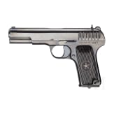 Tokarev TT 33, mit Tasche