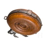 H&ouml;lzerne Pulverflasche, deutsch, um 1650