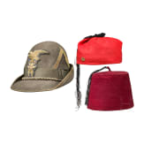 A hat and two fezes - Tarboosh, Berretto Alpino da Tenente e due Fez