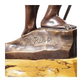 H. Riese - Bronzefigur eines Bogenspanners, 20. Jhdt.
