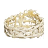 Jagdliches Elfenbein-Armband mit Mikroschnitzerei, Erbach, Umkreis Ernst Kehrer, um 1840/50