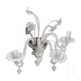 Glas-Applike, Italien/Murano, 19. Jhdt., dazu Satz von sieben kleinen Sockeln im Barock-Stil