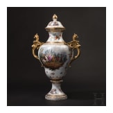 Gro&szlig;e Deckelvase, deutsch, 20. Jhdt.