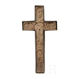 Zweiseitig beschnitzes Holzkreuz, S&uuml;dosteuropa, 17. - 18. Jhdt.