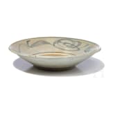 Gro&szlig;e Schale mit kobaltblauem Dekor, China, Ming-Dynastie, 15. - 16. Jhdt.