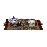 Teekanne, Deckelgef&auml;&szlig; und Thangka-Bild, 19. Jhdt.