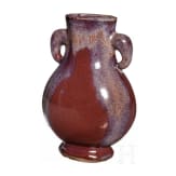 Kleine kupferrot-glasierte Vase mit Marke, China, Guangxu, 19. Jhdt.