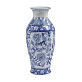 Bodenvase mit blau-wei&szlig;er Unterglasurmalerei, China, 19. - 20. Jhdt.