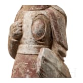 Tonfigur eines Kriegers mit Schild, China