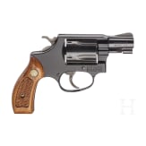Smith & Wesson Mod. 37, "The .38 Chief's Special Airweight", in Kiste