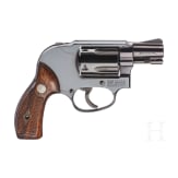 Smith & Wesson Mod. 49, "The Bodyguard", im Karton
