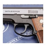 Smith & Wesson Mod. 39, "First Generation DA 9 mm", in box