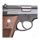 Smith & Wesson Mod. 39, "First Generation DA 9 mm", in box