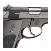 Smith & Wesson Mod. 59, "9 mm 14-shot Autoloading Pistol", mit Holster