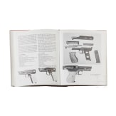 Drei B&uuml;cher zum Thema Ordonnanz-Faustfeuerwaffen