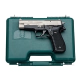 SIG Sauer P 226, two-tone, im Koffer