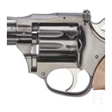 High Standard Sentinel MK IV, mit Holster