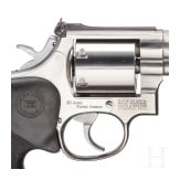 Smith & Wesson Mod. 686-3, "The .357 Distinguished Combat Magnum Stainless", Ausführung "Classic Hunter", im Karton