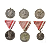 Sechs silberne Tapferkeitsmedaillen aus der Regierungszeit von Kaiser Franz Joseph I., 1848 - 1916