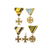 Fünf Verdienstkreuze/Dienstzeichen, um 1900