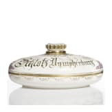 Porzellan-Wärmflasche aus dem Schloss Nymphenburg, datiert 1914