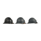 Sechs Stahlhelme M 15 (Adrian), Frankreich, um 1915 - 1918