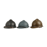 Sechs Stahlhelme M 15 (Adrian), Frankreich, um 1915 - 1918