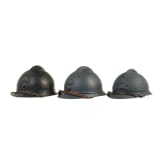 Sechs Stahlhelme M 15 (Adrian), Frankreich, um 1915 - 1918