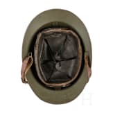 Zwei Stahlhelme M 26 (Adrian), Frankreich, 1930er - 1940er