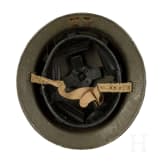 Zwei Stahlhelme Mk II, Gro&szlig;britannien, 1938 - 1939