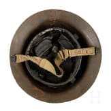 Zwei Helme &auml;hnlich Mk II, Gro&szlig;britannien, 1930er -1940er Jahre