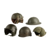 F&uuml;nf milit&auml;rische Helme, USA
