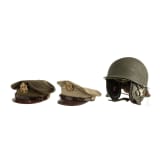 Neun milit&auml;rische Kopfbedeckungen, USA