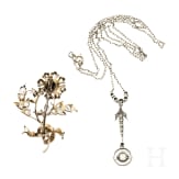Goldbrosche und Platinanh&auml;nger, um 1920
