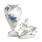 Vase im Stil des Empire, dazu eine Skulpturengruppe, deutsch, 20. Jhdt.