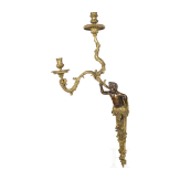 Feuervergoldeter zweiflammiger Wandleuchter mit Putto, Frankreich, 19. Jhdt.