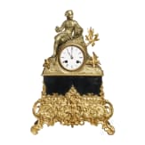 Kaminuhr mit Kavalier, Frankreich, um 1820